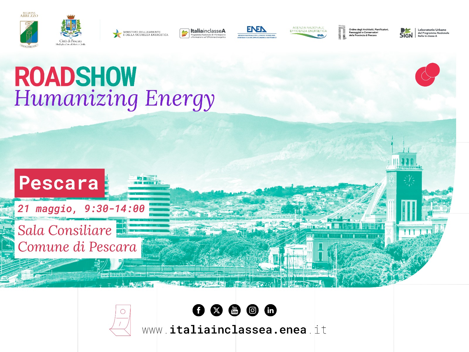 La locandina del Roadshow Humanizing Energy con la scritta Pescara e una città stilizzata su sfondo verde. In alto i loghi delle istituzioni coinvolte